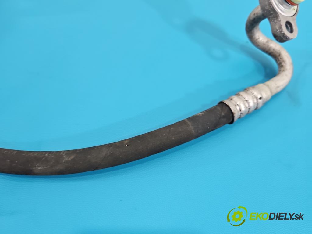 Volvo V40 II 2012-2019 1.6 T3 150 HP manual 110 kW 1596 cm3 5- rúrka klimatizácie