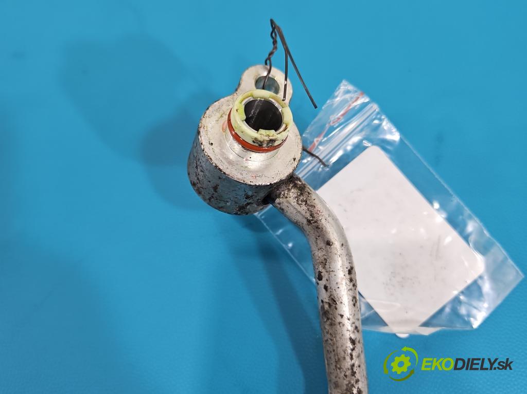 Volvo V40 II 2012-2019 1.6 T3 150 HP manual 110 kW 1596 cm3 5- rúrka klimatizácie