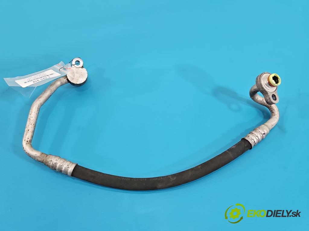 Volvo V40 II 2012-2019 1.6 T3 150 HP manual 110 kW 1596 cm3 5- rúrka klimatizácie 