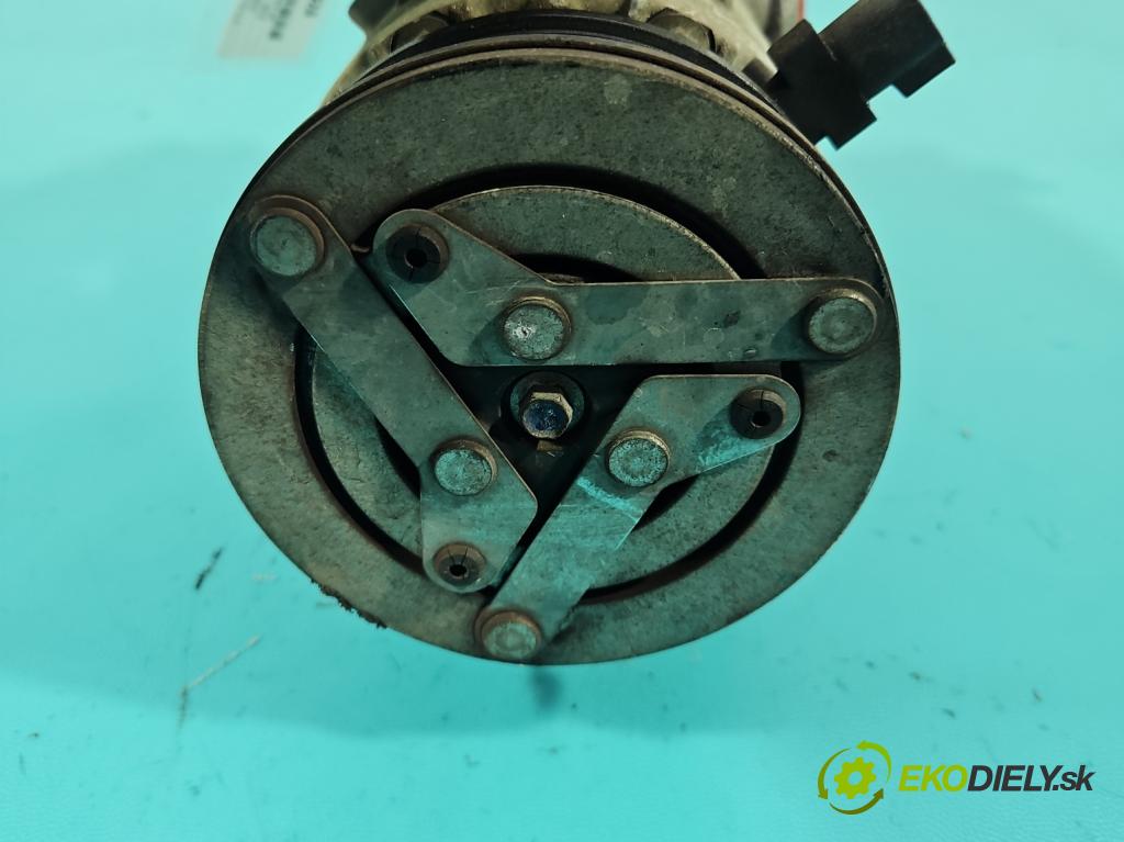 Volvo V40 II 2012-2019 1.6 T3 150 HP manual 110 kW 1596 cm3 5- Kompresor: klimatizácie 31404441 (Kompresor klimatizácie)