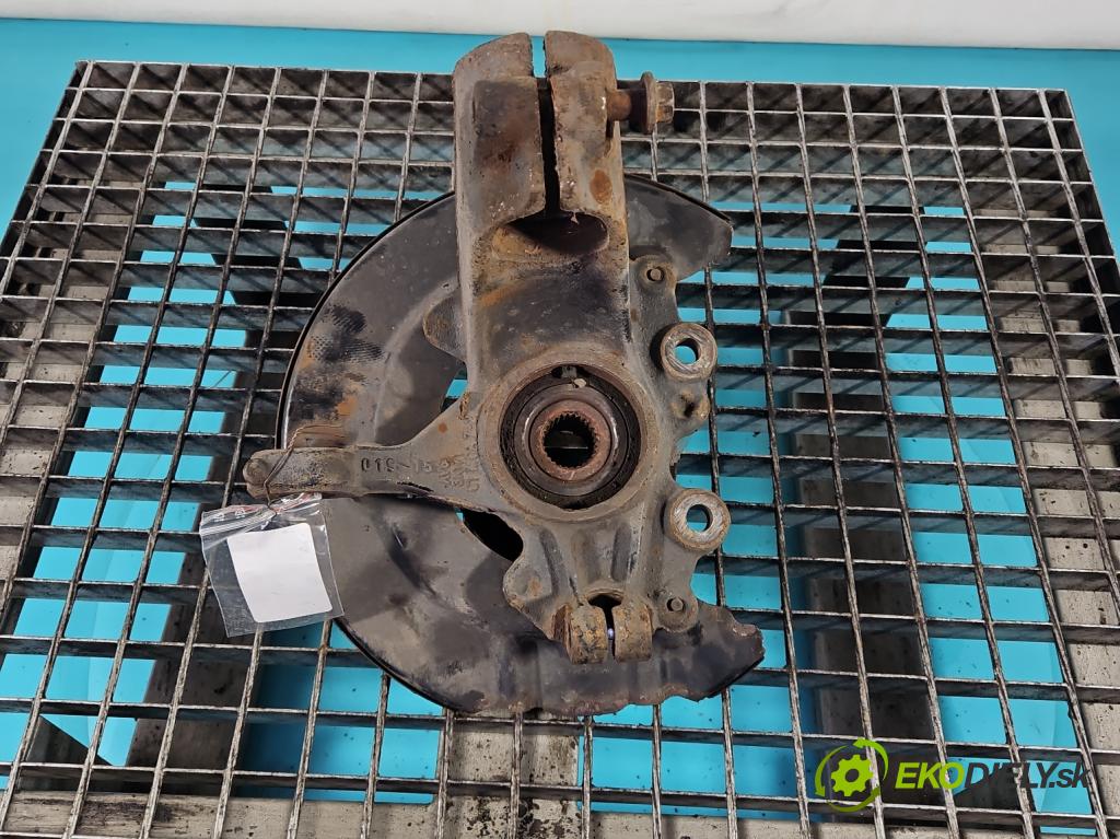 Ford C-Max II 2010-2019 2.0 TDCI 140 hp automatic 103 kW 1997 cm3 5- náboj levé  (Náboj kola)