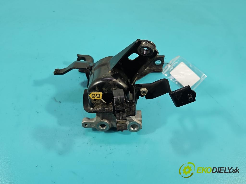 Lexus CT 2010-2022 1.8 VVTI 99 HP automatic 73 kW 1798 cm3 5- airbag motora  (Držiak motora)