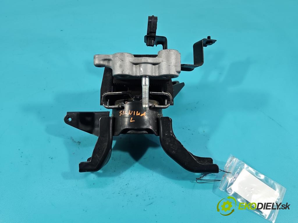 Lexus CT 2010-2022 1.8 VVTI 99 HP automatic 73 kW 1798 cm3 5- airbag motora  (Držiak motora)