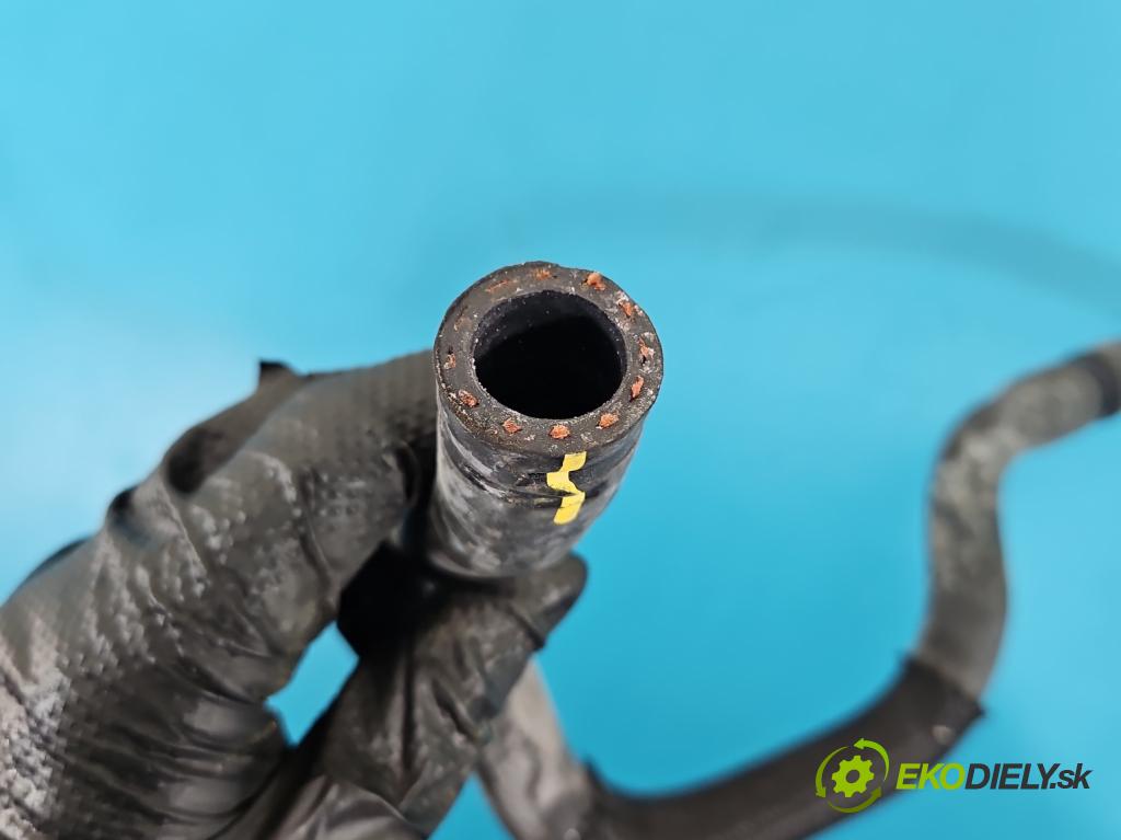 Lexus CT 2010-2022 1.8 VVTI 99 HP automatic 73 kW 1798 cm3 5- rúrka systému chladenia