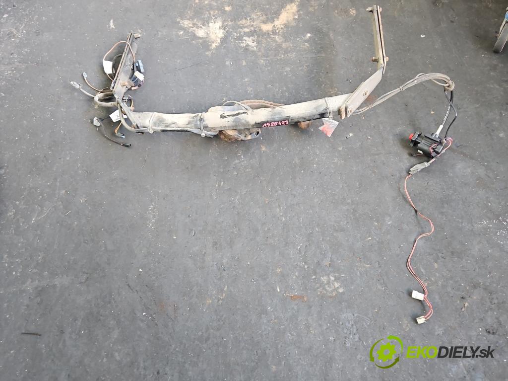 Ford C-Max II 2010-2019 2.0 TDCI 140 hp automatic 103 kW 1997 cm3 5- oko tažné AM5J-19D521-BB (Tažné zařízení)