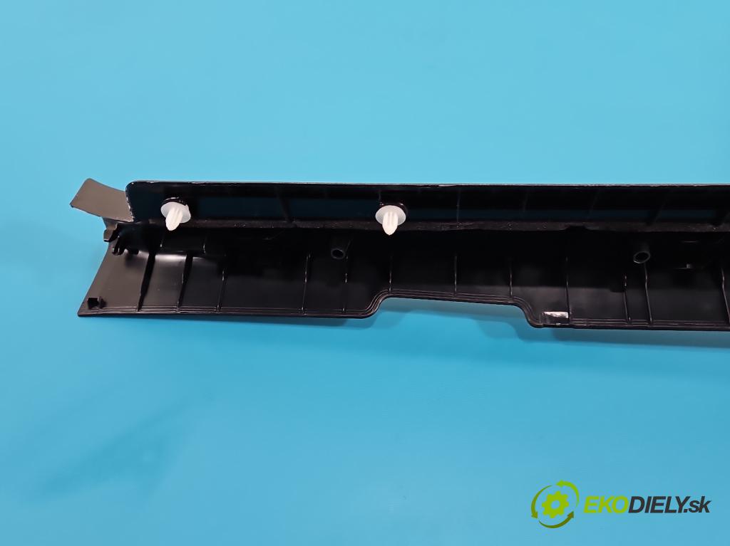 Lexus CT 2010-2022 1.8 VVTI 99 HP automatic 73 kW 1798 cm3 5- kryt plast 62111-76010