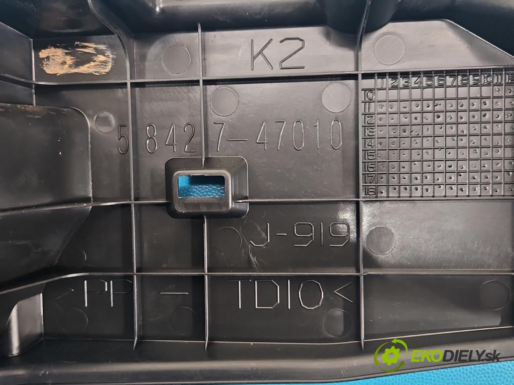Lexus CT 2010-2022 1.8 VVTI 99 hp automatic 73 kW 1798 cm3 5- kryt plastová 58427-47010