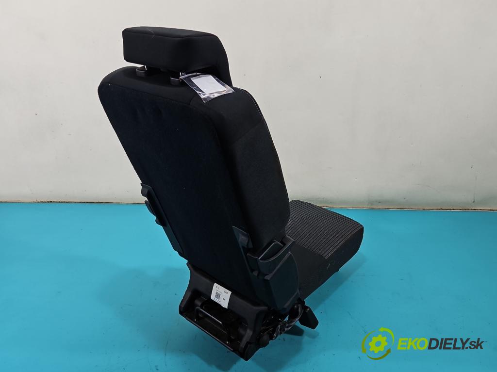 Ford C-Max II 2010-2019 2.0 TDCI 140 HP automatic 103 kW 1997 cm3 5- Sedačka zadné stredný II