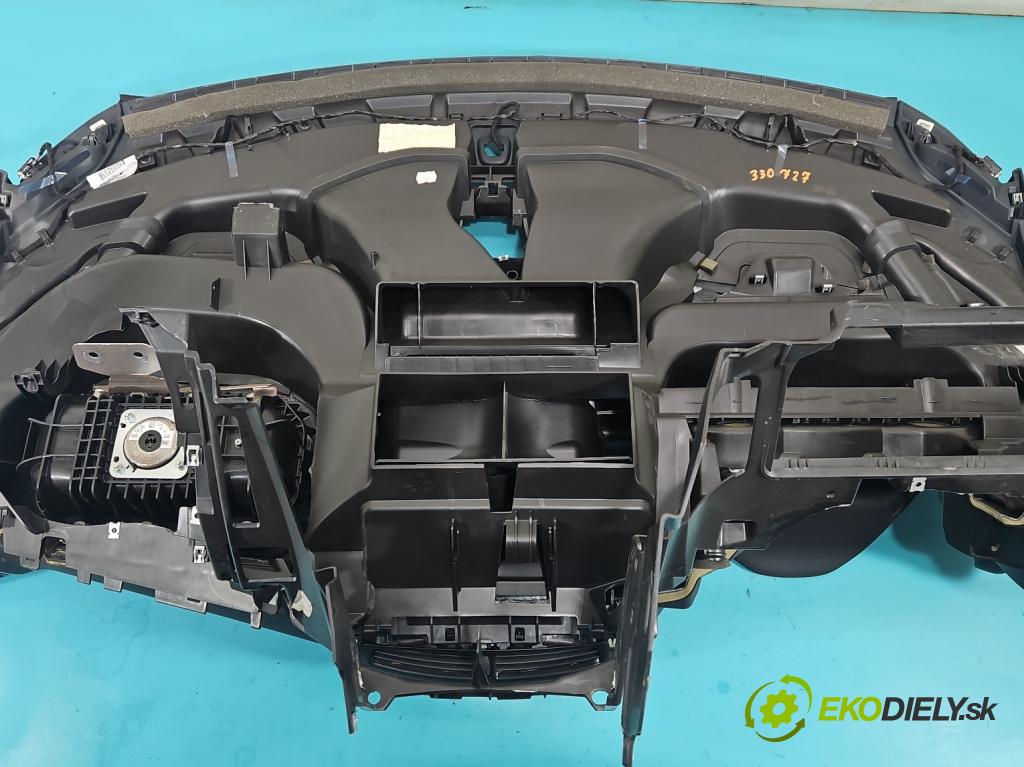 Ford C-Max II 2010-2019 2.0 TDCI 140 hp automatic 103 kW 1997 cm3 5- kokpit,přistrojova deska