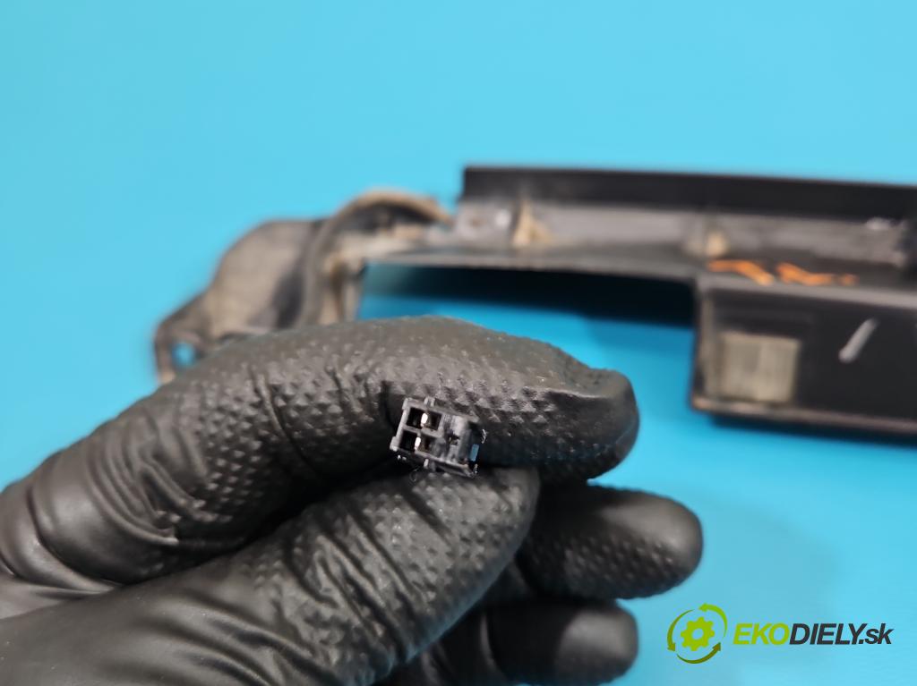 Ford Edge II 2014-2021 2.0 ECOBOOST: 245KM automatic 180 kW 1999 cm3 5- snímač otvorenie: kufrové dvere GT4B-R406A77-AA