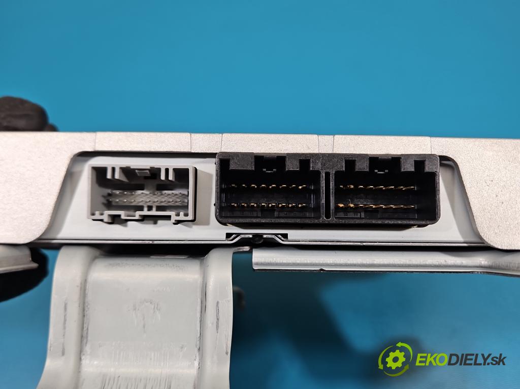 Ford Edge II 2014 - 2021 2.0 ECOBOOST: 245KM automatic 180 kW 1999 cm3 5- Zesilovač: DS7T-18B849-AX (Zesilovač)