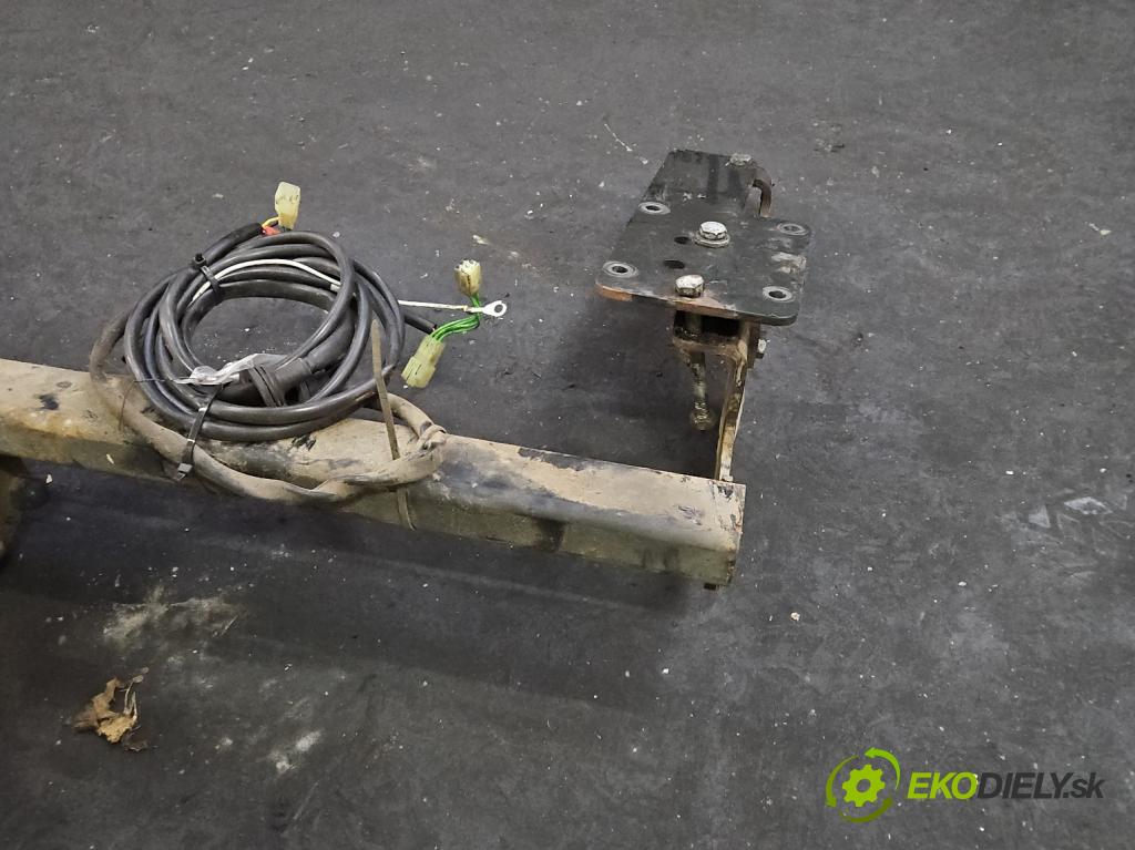 Suzuki SX4 I 2006-2014 1.6b 120 hp manual 88 kW 1586 cm3 5- oko tažné  (Tažné zařízení)