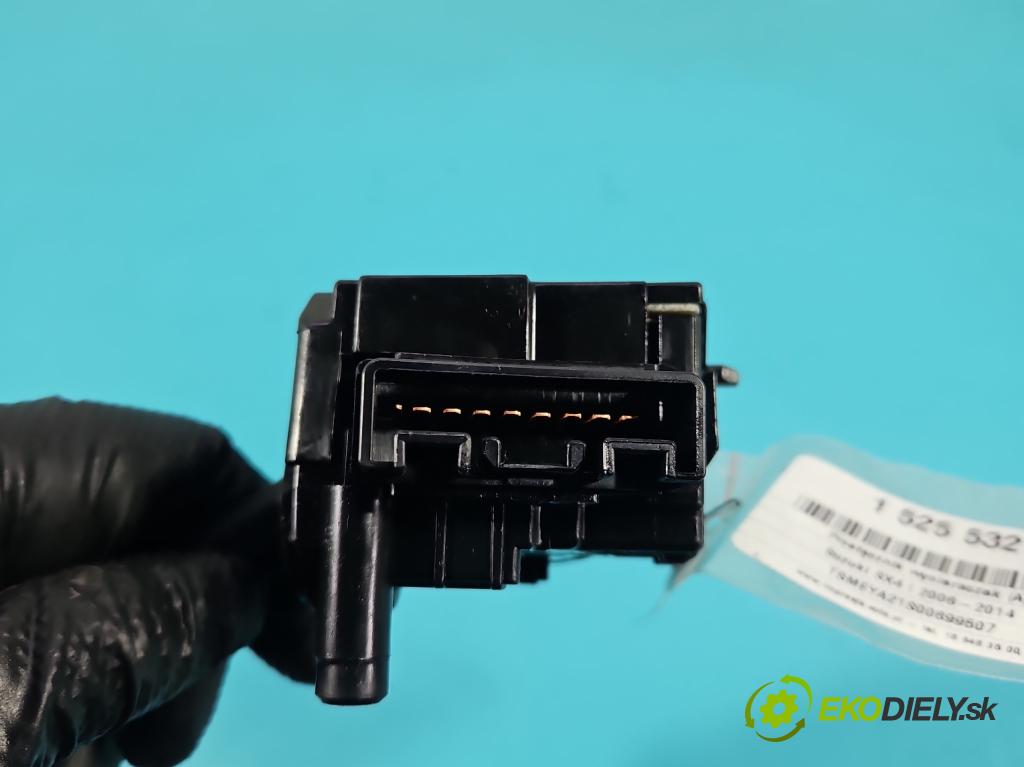 Suzuki SX4 I 2006-2014 1.6b 120 HP manual 88 kW 1586 cm3 5- prepínač stieračov  (Prepínacie páčky pod volantom)