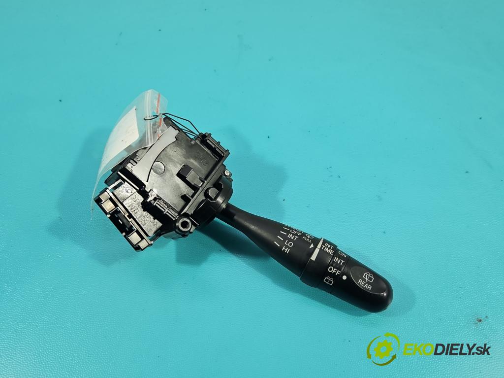 Suzuki SX4 I 2006-2014 1.6b 120 HP manual 88 kW 1586 cm3 5- prepínač stieračov  (Prepínacie páčky pod volantom)