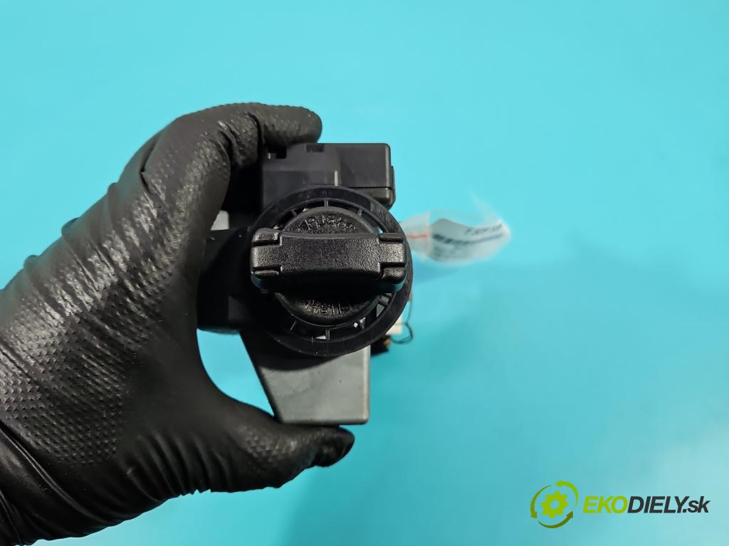 Suzuki SX4 I 2006-2014 1.6b 120 HP manual 88 kW 1586 cm3 5- Spínačka 33970-65J00 (Spínacia skrinka)