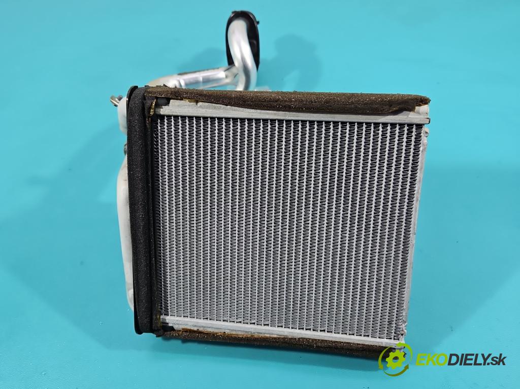 Vw Passat B7 2010-2014 2.0 TSI 211KM automatic 155 kW 1984 cm3 5- radiátor 3C0819031 (Radiátor topení)