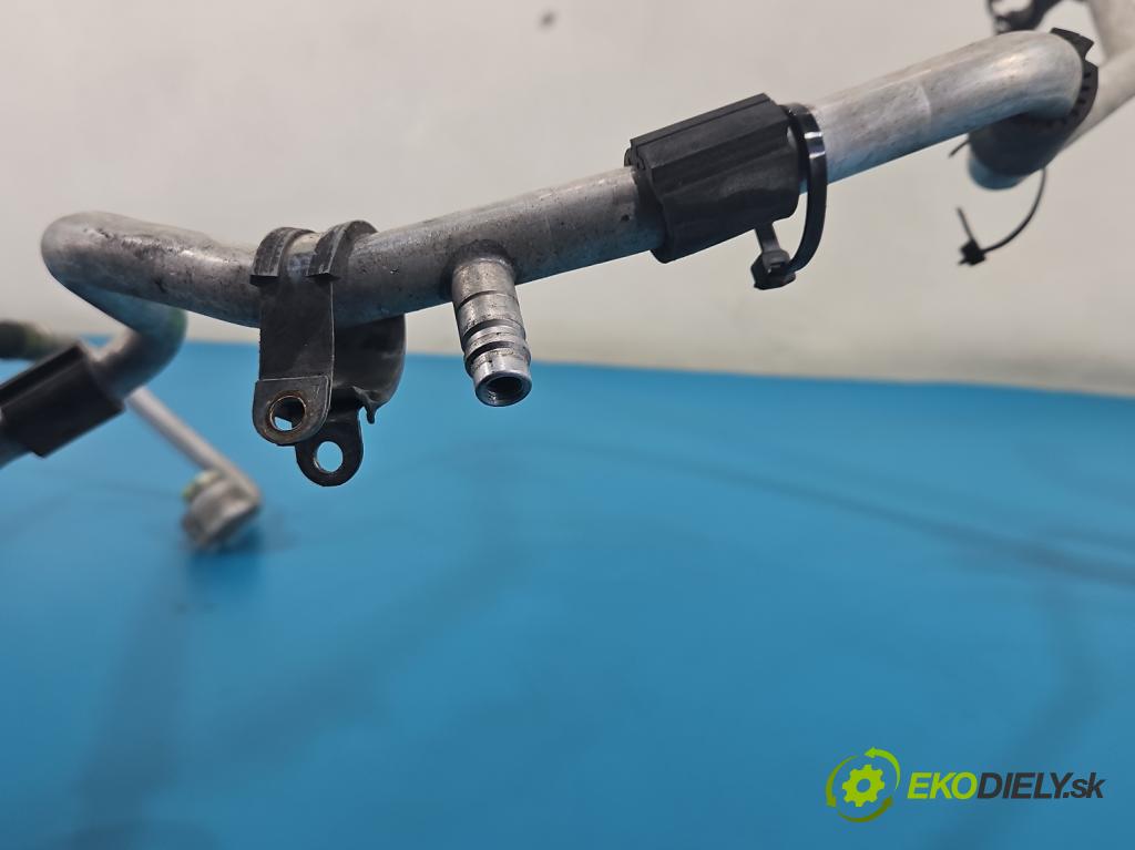 Vw Passat B7 2010-2014 2.0 TSI 211KM automatic 155 kW 1984 cm3 5- rúrka klimatizácie 3C0820743BQ