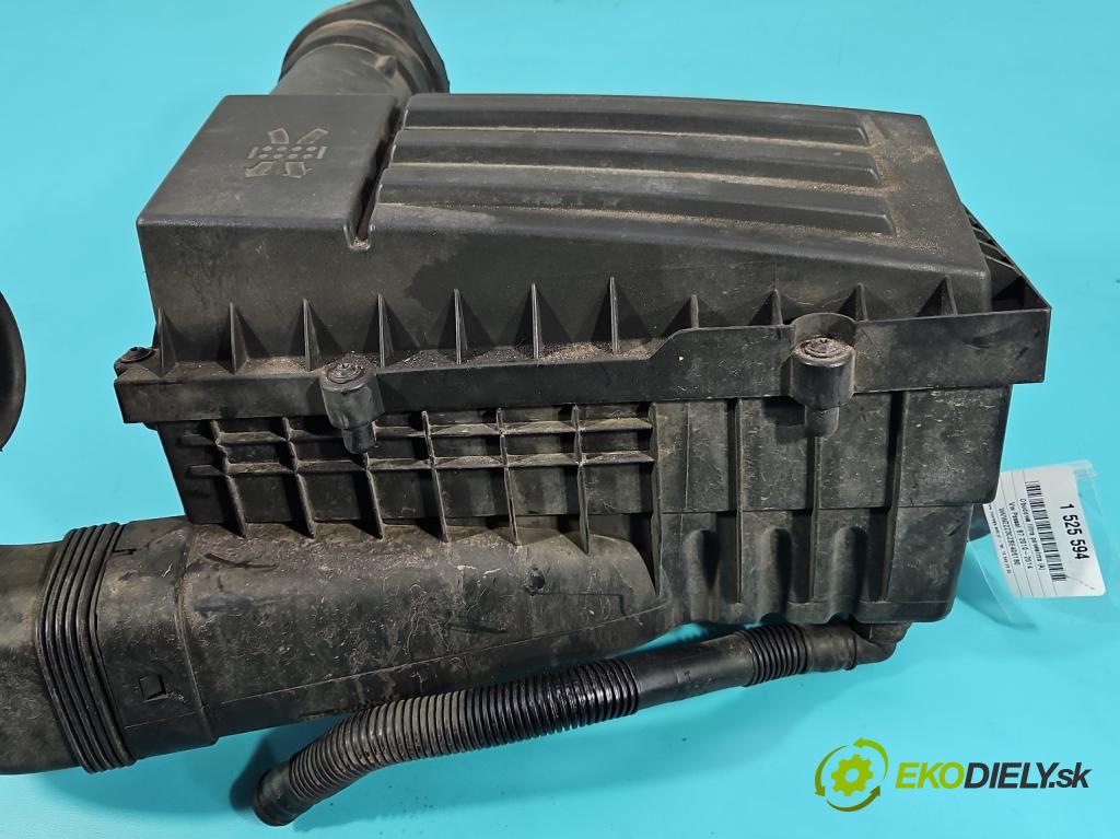 Vw Passat B7 2010-2014 2.0 TSI 211KM automatic 155 kW 1984 cm3 5- obal filtra vzduchu 3C0129668 (Obal vzduchového filtra)