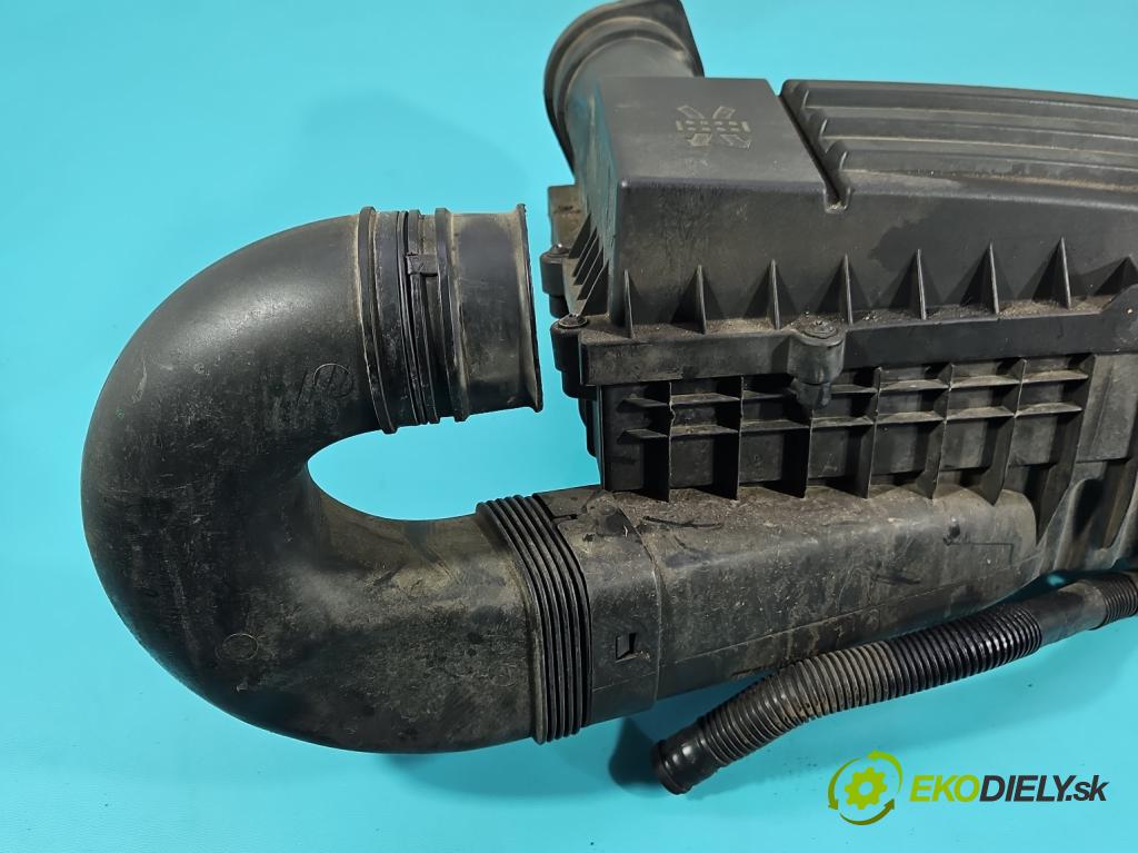 Vw Passat B7 2010-2014 2.0 TSI 211KM automatic 155 kW 1984 cm3 5- obal filtra vzduchu 3C0129668 (Obal vzduchového filtra)