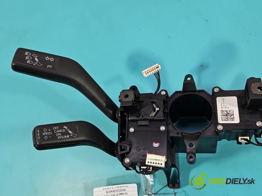 Vw Passat B7 2010-2014 2.0 TSI 211KM automatic 155 kW 1984 cm3 5- prepínač komplex: 3C9953502B (Prepínacie páčky pod volantom)