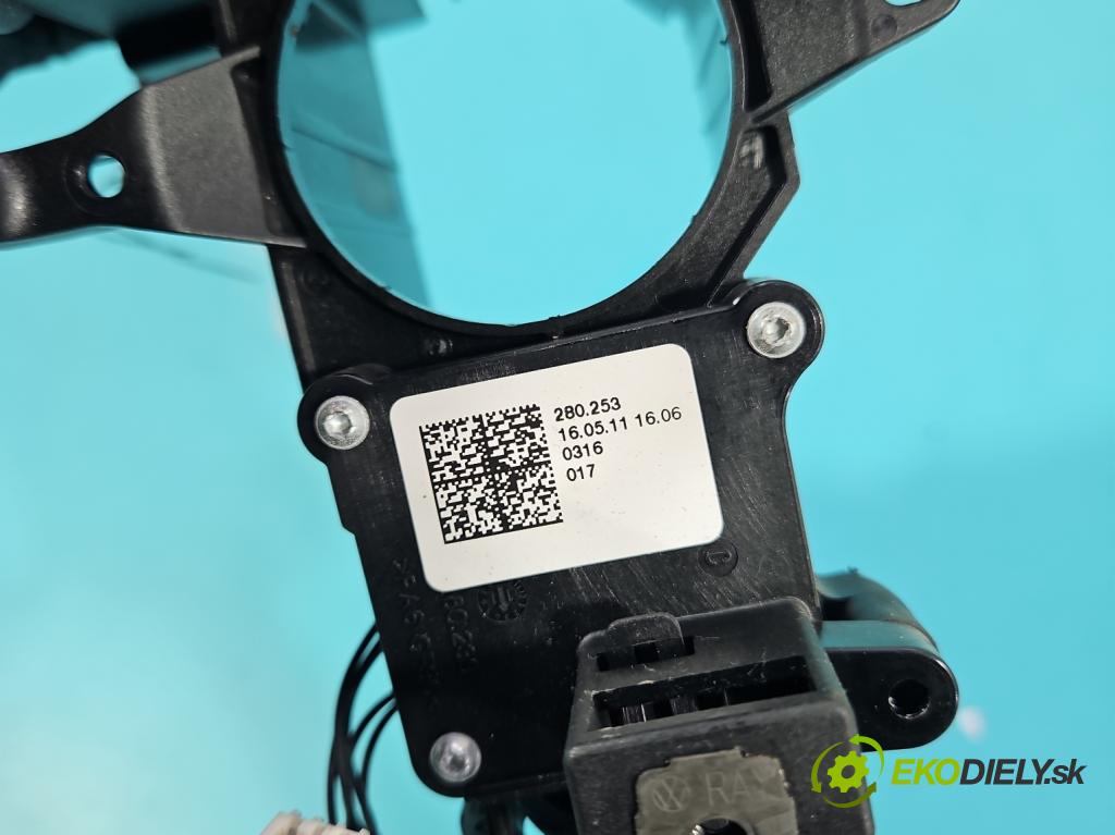 Vw Passat B7 2010-2014 2.0 TSI 211KM automatic 155 kW 1984 cm3 5- prepínač komplex: 3C9953502B (Prepínacie páčky pod volantom)