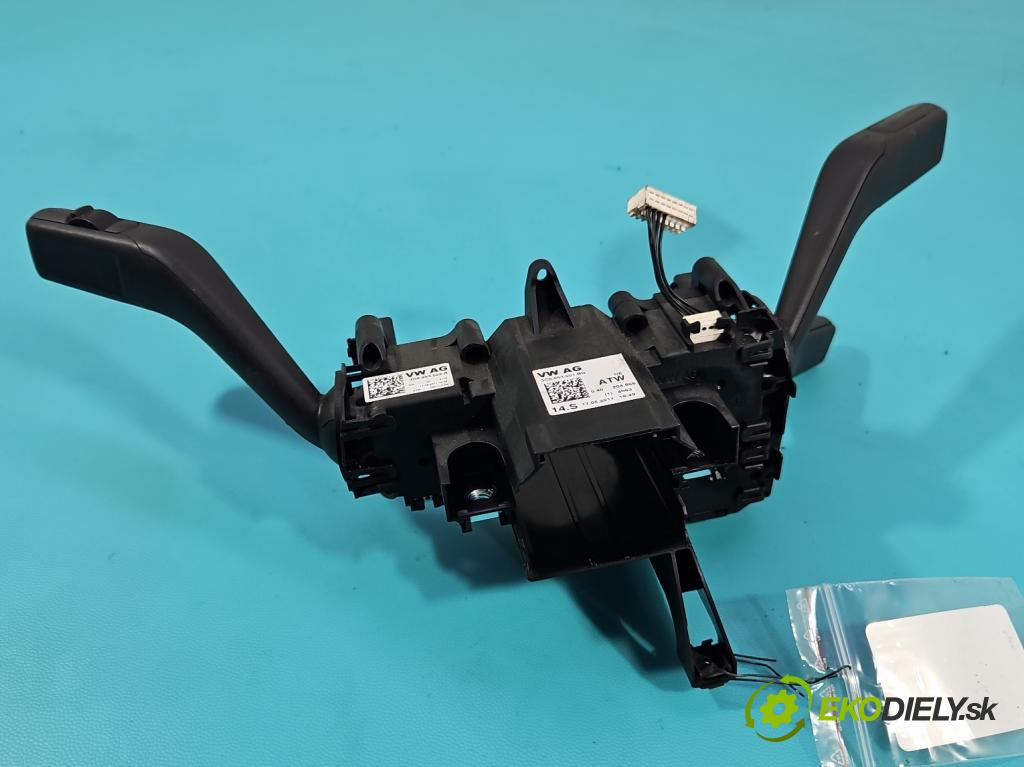 Vw Passat B7 2010-2014 2.0 TSI 211KM automatic 155 kW 1984 cm3 5- prepínač komplex: 3C9953502B (Prepínacie páčky pod volantom)