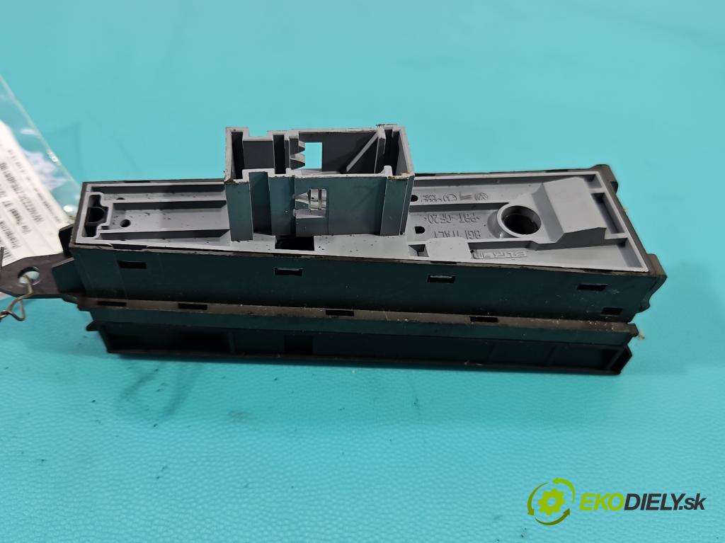 Vw Passat B7 2010-2014 2.0 TSI 211KM automatic 155 kW 1984 cm3 5- prepínač brzda: ručný 3AB927137A (Prepínacie páčky pod volantom)