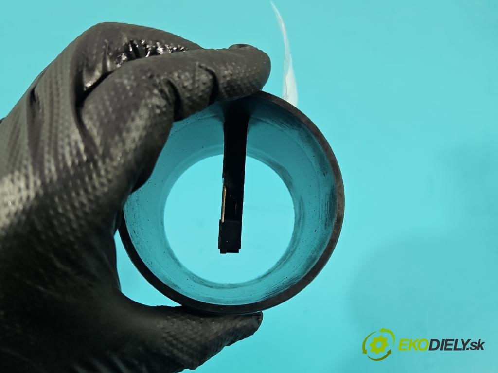 Opel Insignia A 2008-2017 2.0 T 220KM automatic 162 kW 1998 cm3 5- průtokoměr: 13244778 (Váha vzduchu)