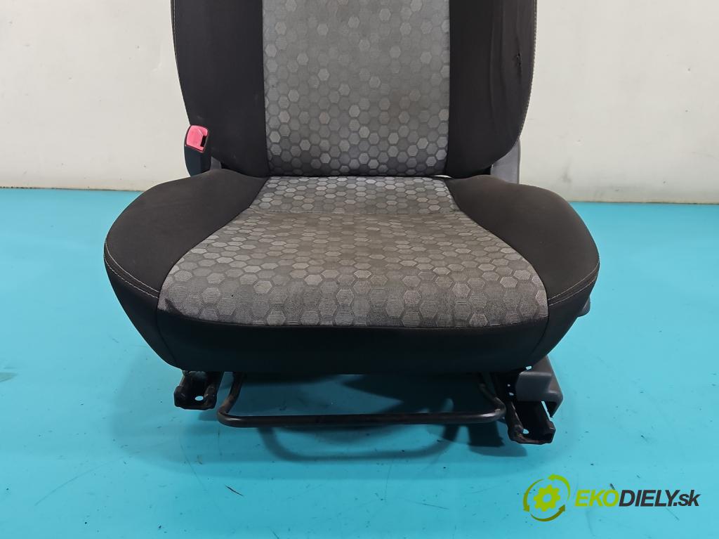 Suzuki SX4 I 2006-2014 1.6b 120 HP manual 88 kW 1586 cm3 5- Sedačka ľavý  (Sedadlo)