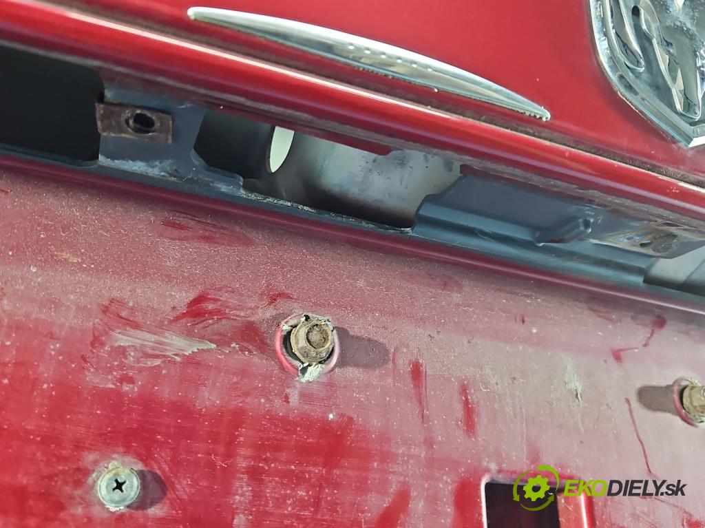 Dodge Journey 2.0 CRD 140 hp automatic 103 kW 1968 cm3 5- zadní kufrové dveře  (Zadní kapota (kufr))