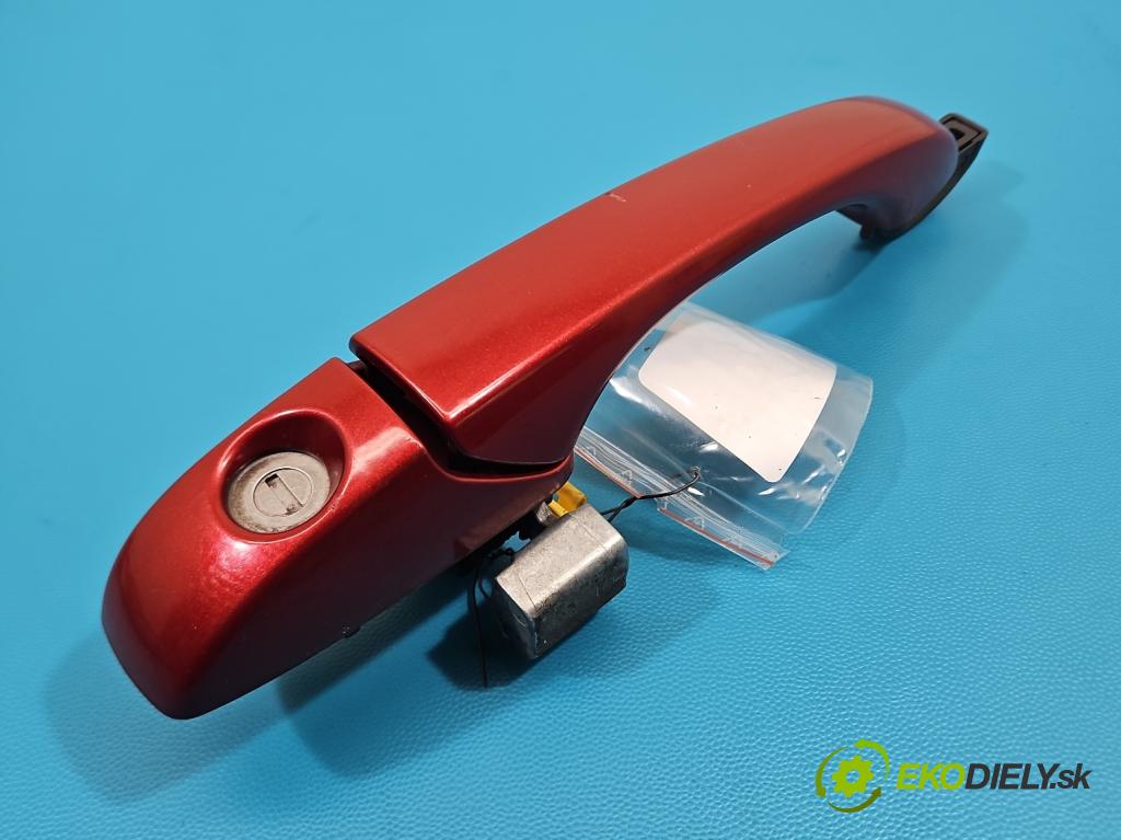 Dodge Journey 2.0 CRD 140 HP automatic 103 kW 1968 cm3 5- rukoväť predné ľavé mimo:  (Kľučka dverí vonkajšia predná ľavá)