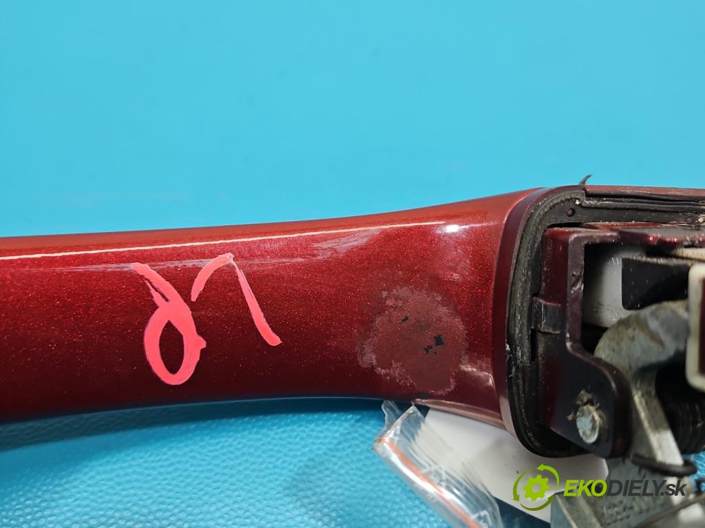 Dodge Journey 2.0 CRD 140 HP automatic 103 kW 1968 cm3 5- rukoväť predné ľavé mimo:  (Kľučka dverí vonkajšia predná ľavá)