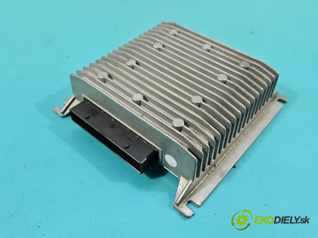 Vw Passat B7 2010-2014 2.0 TSI 211KM automatic 155 kW 1984 cm3 5- Zesilovač: 5K0035456 (Zosilňovač)