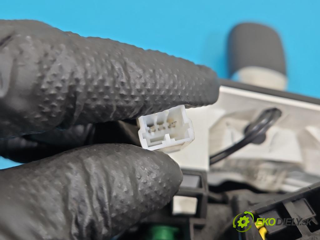 Dodge Journey 2.0 CRD 140 HP automatic 103 kW 1968 cm3 5- Páka: Změny: stupeň,rýchlosť 04766443AB (Rýchlostná páka (kulisa))