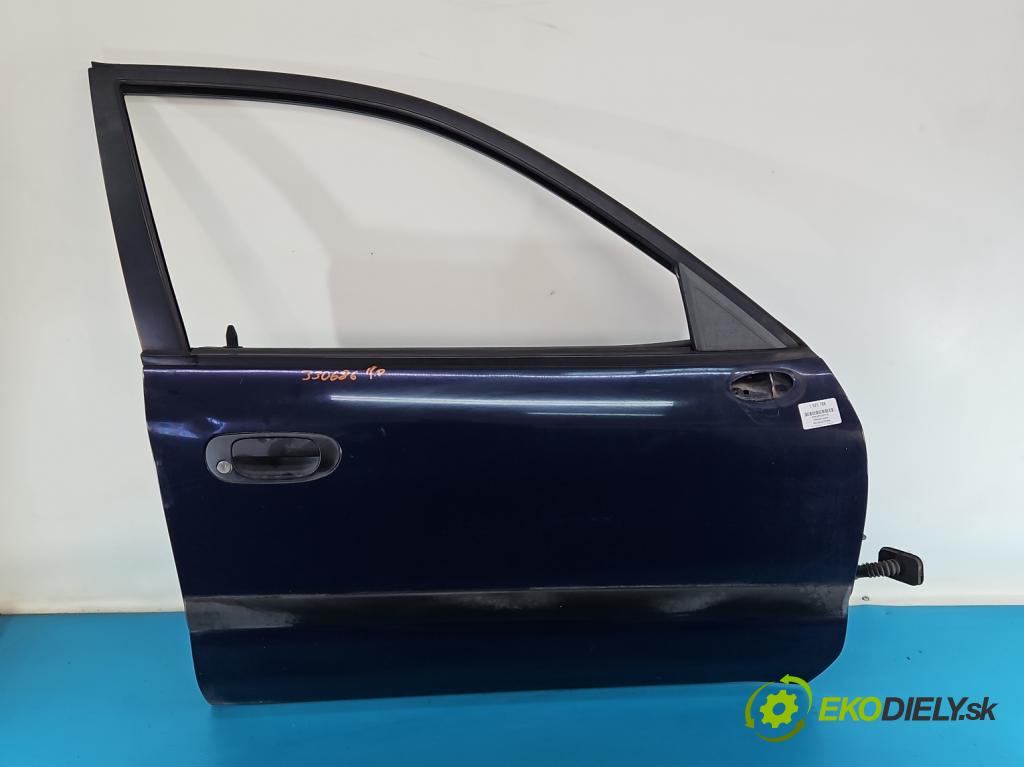 Mitsubishi Carisma 1.6 16V 103 HP manual 76 kW 1597 cm3 5- dvere predné pravé  (Kľučka dverí ostatné)