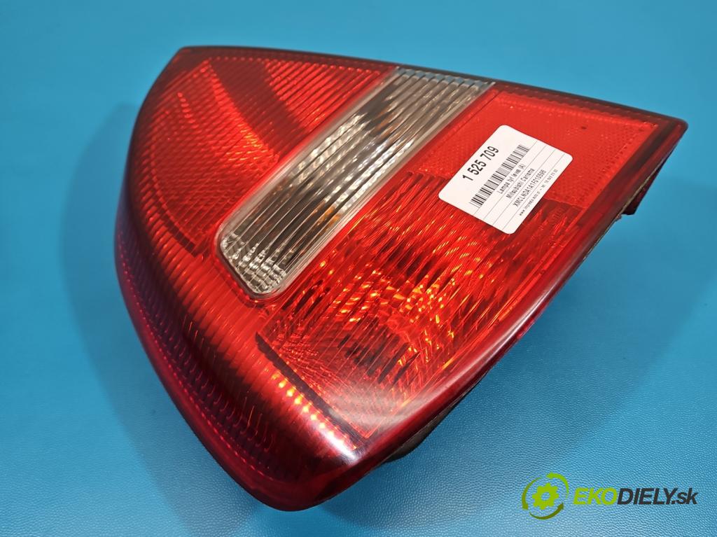Mitsubishi Carisma 1.6 16V 103 hp manual 76 kW 1597 cm3 5- světlo zadní levé  (Klika dveří ostatní)