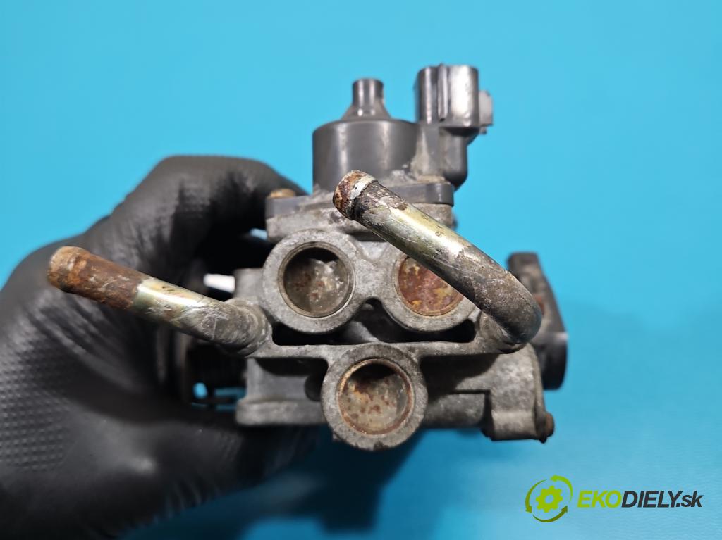 Mitsubishi Carisma 1.6 16V 103 HP manual 76 kW 1597 cm3 5- klapka AC50-352 (Škrtiaca klapka)