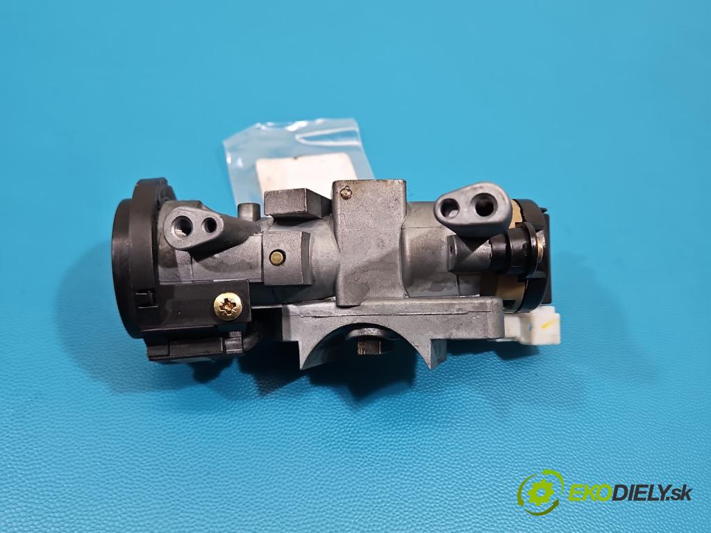 Mitsubishi Carisma 1.6 16V 103 HP manual 76 kW 1597 cm3 5- Spínačka (Spínacia skrinka)