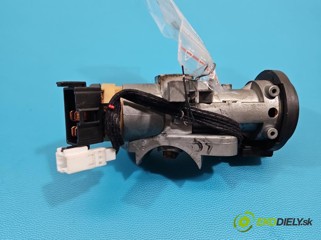 Mitsubishi Carisma 1.6 16V 103 HP manual 76 kW 1597 cm3 5- Spínačka (Spínacia skrinka)