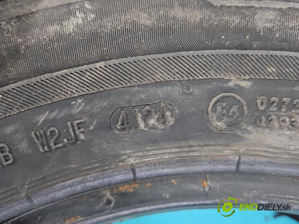 Mitsubishi Carisma 1.6 16V 103 HP manual 76 kW 1597 cm3 5- pneumatika 1 kus