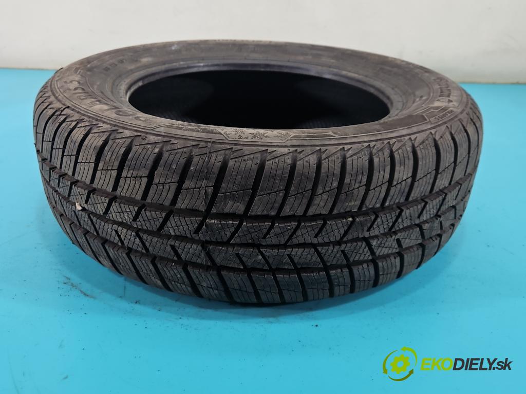 Mitsubishi Carisma 1.6 16V 103 HP manual 76 kW 1597 cm3 5- pneumatika 1 kus