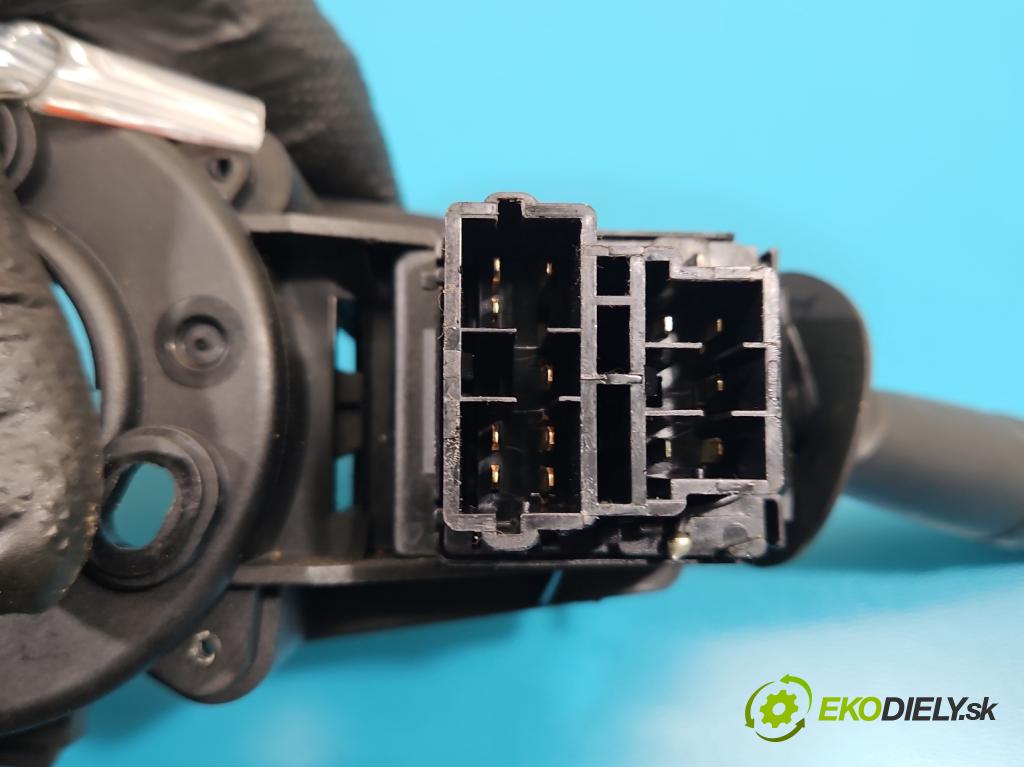 Citroen Xsara Picasso 2.0 HDI 90 HP manual 66 kW 1997 cm3 5- prepínač komplex: 96172873ZL (Prepínacie páčky pod volantom)