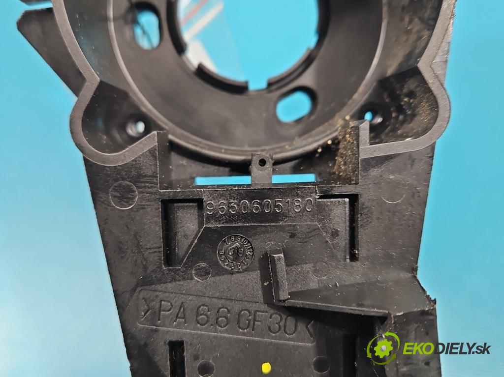 Citroen Xsara Picasso 2.0 HDI 90 HP manual 66 kW 1997 cm3 5- prepínač komplex: 96172873ZL (Prepínacie páčky pod volantom)