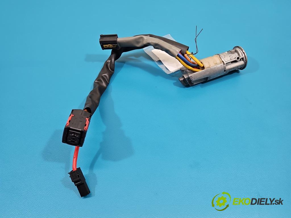 Citroen Xsara Picasso 2.0 HDI 90 HP manual 66 kW 1997 cm3 5- Spínačka  (Spínacia skrinka)