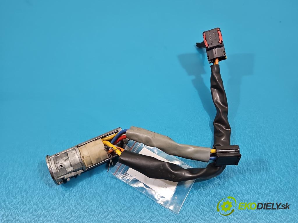 Citroen Xsara Picasso 2.0 HDI 90 HP manual 66 kW 1997 cm3 5- Spínačka  (Spínacia skrinka)