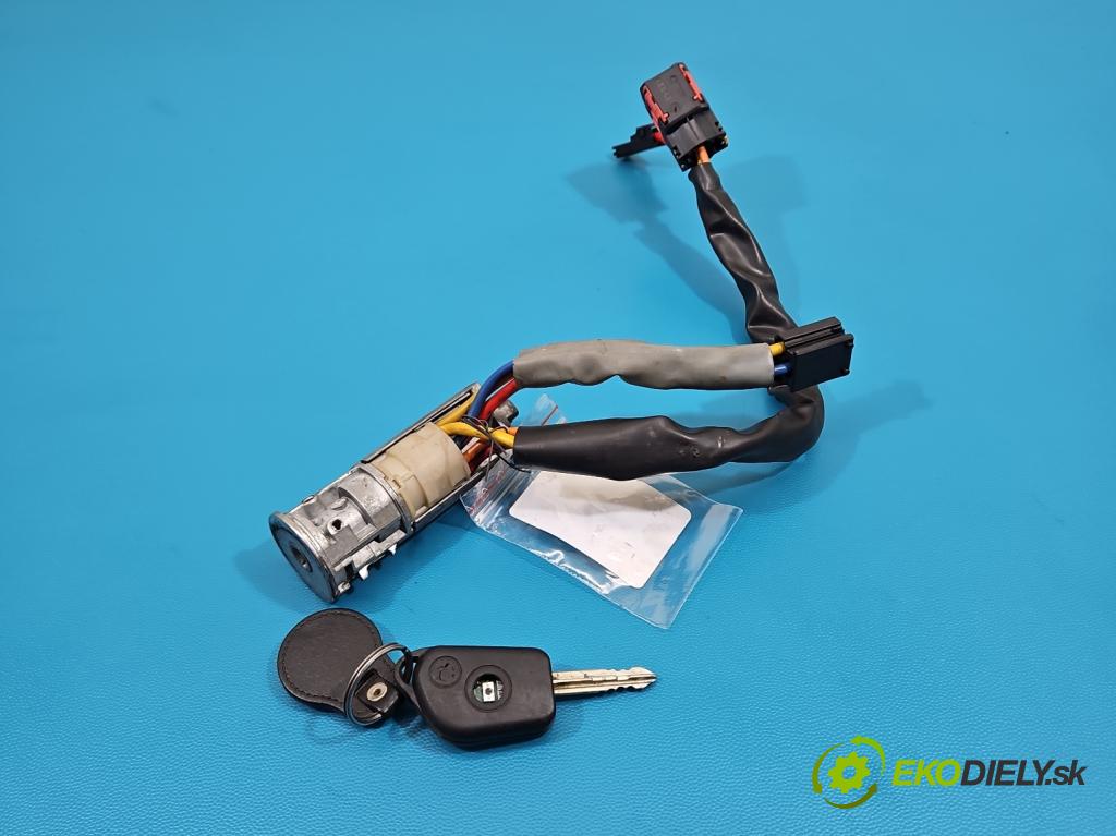 Citroen Xsara Picasso 2.0 HDI 90 HP manual 66 kW 1997 cm3 5- Spínačka  (Spínacia skrinka)