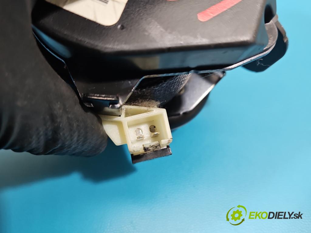 Dodge Journey 2.0 CRD 140 HP automatic 103 kW 1968 cm3 5- pas bezpečnosť: predné ľavý 04664338AD