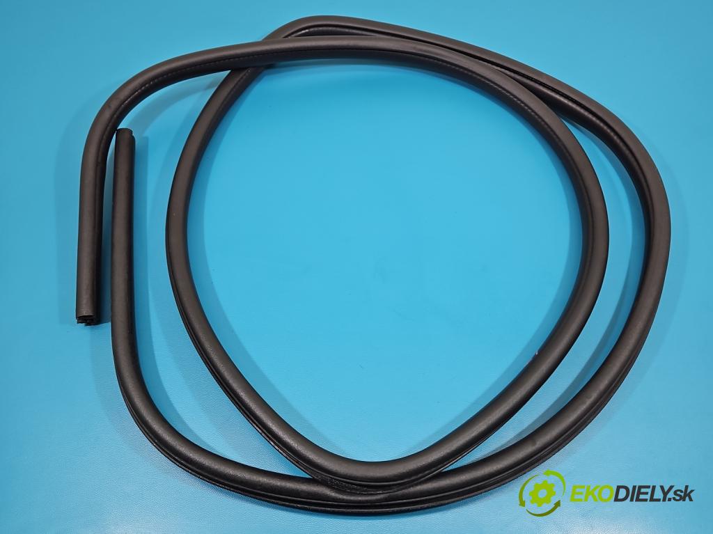 Dodge Journey 2.0 CRD 140 hp automatic 103 kW 1968 cm3 5- Těsnění: dveře zadní levé 05076850 (Karoserie ostatní)