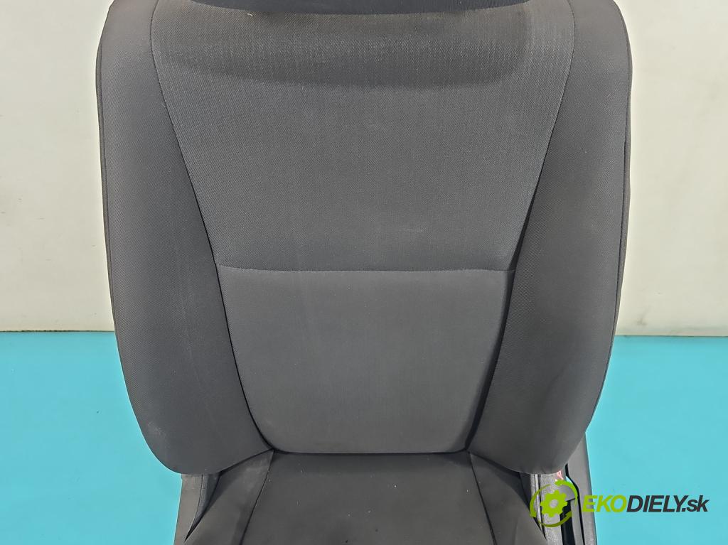 Dodge Journey 2.0 CRD 140 hp automatic 103 kW 1968 cm3 5- Sedadlo levý  (Sedadlo)