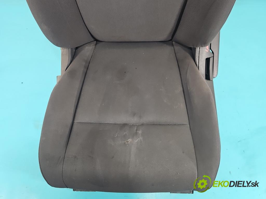 Dodge Journey 2.0 CRD 140 hp automatic 103 kW 1968 cm3 5- Sedadlo levý  (Sedadlo)